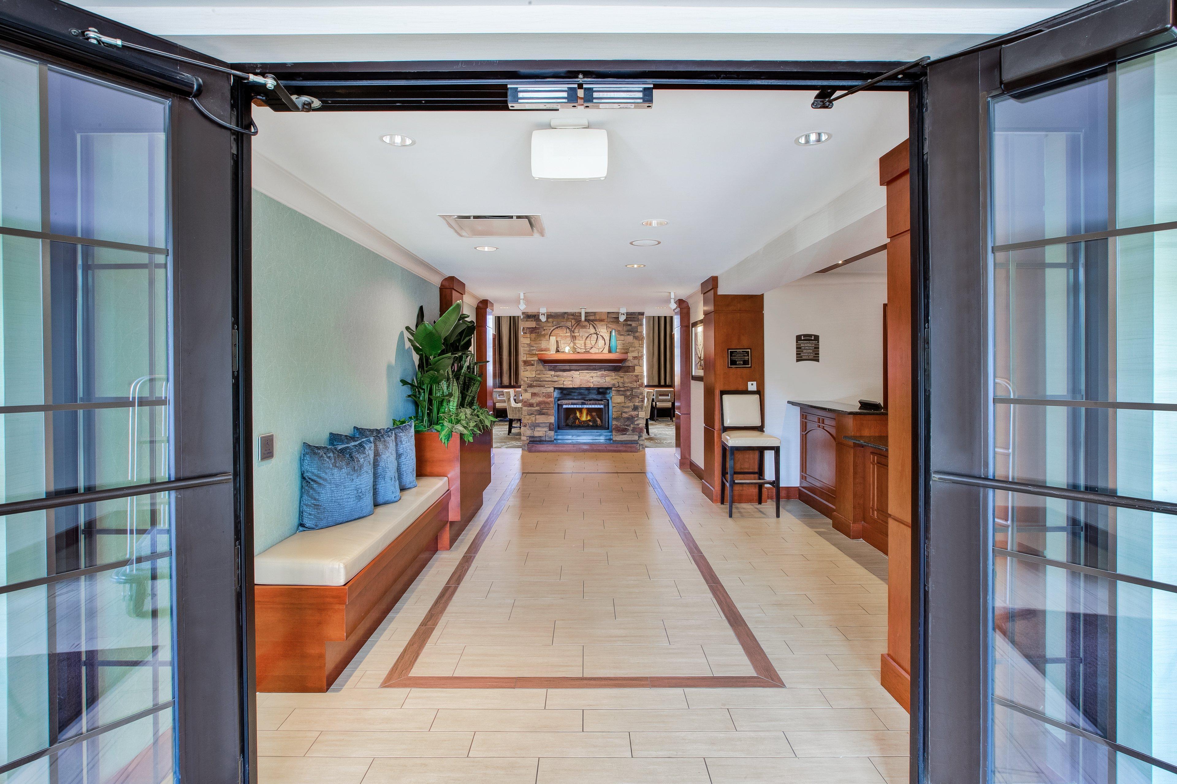Staybridge Suites Cleveland Mayfield Heights Beachwood By Ihg Eksteriør billede